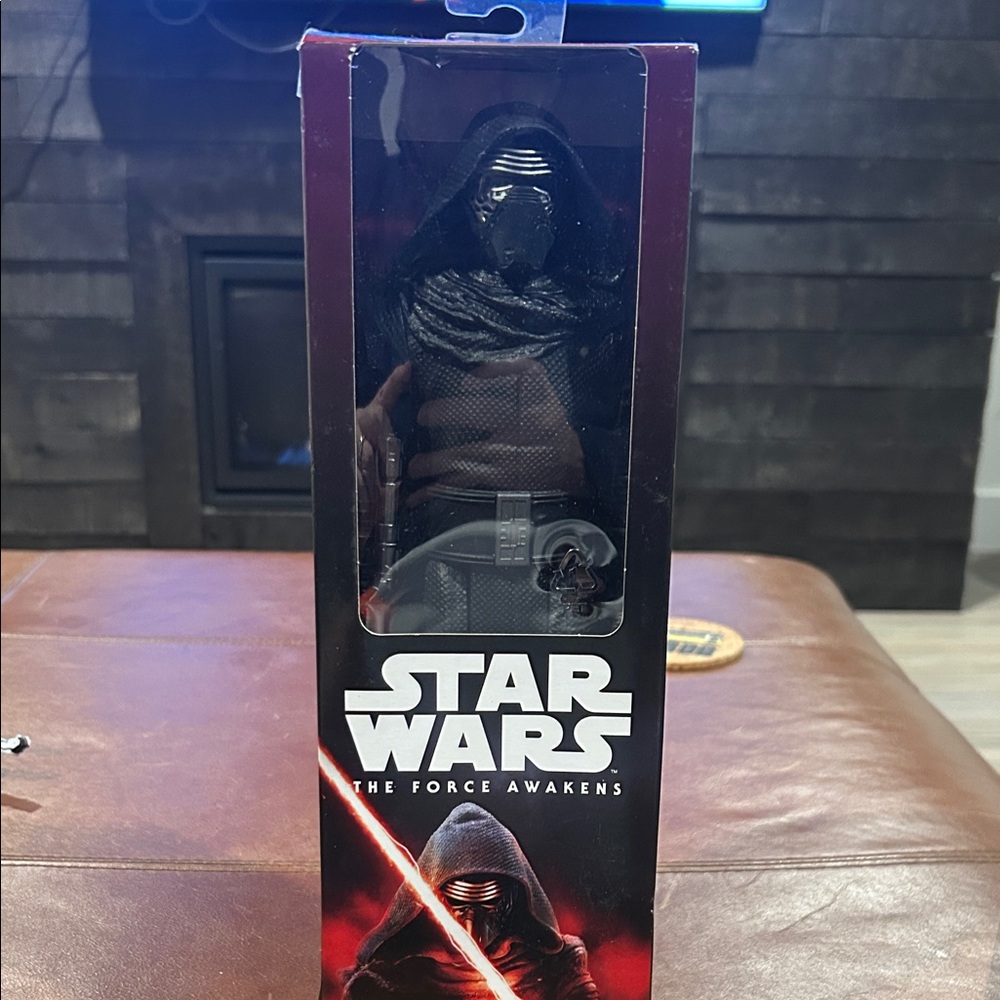 Star Wars Kylo Ren Action Figure - Black and Red